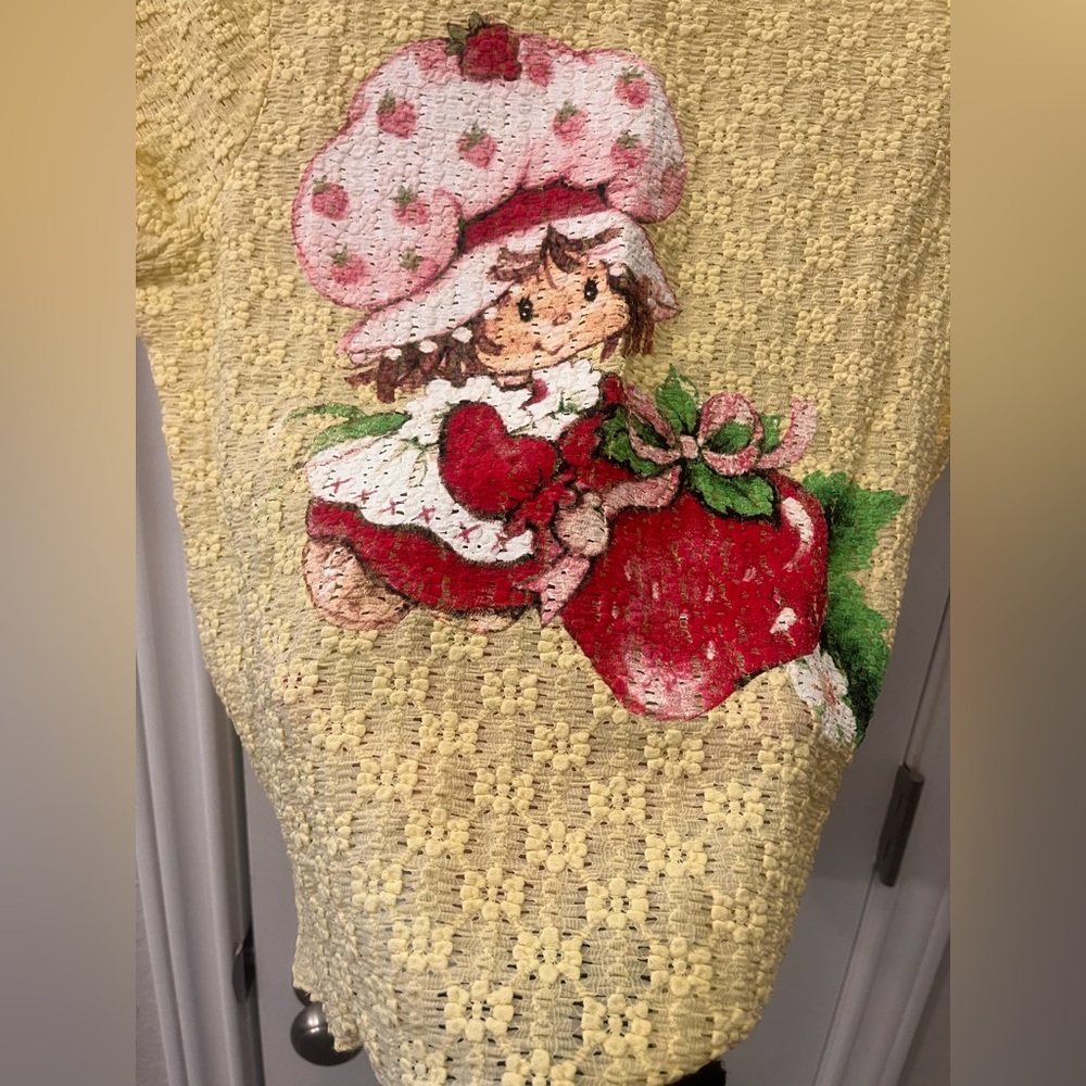 Strawberry Shortcake XL Shirt New without Tags - Picture 3 of 7
